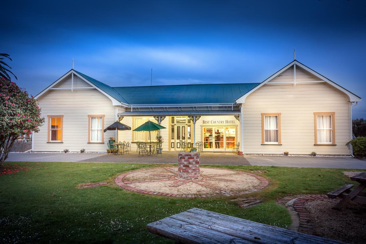 Karamea Village Hotel Exterior photo